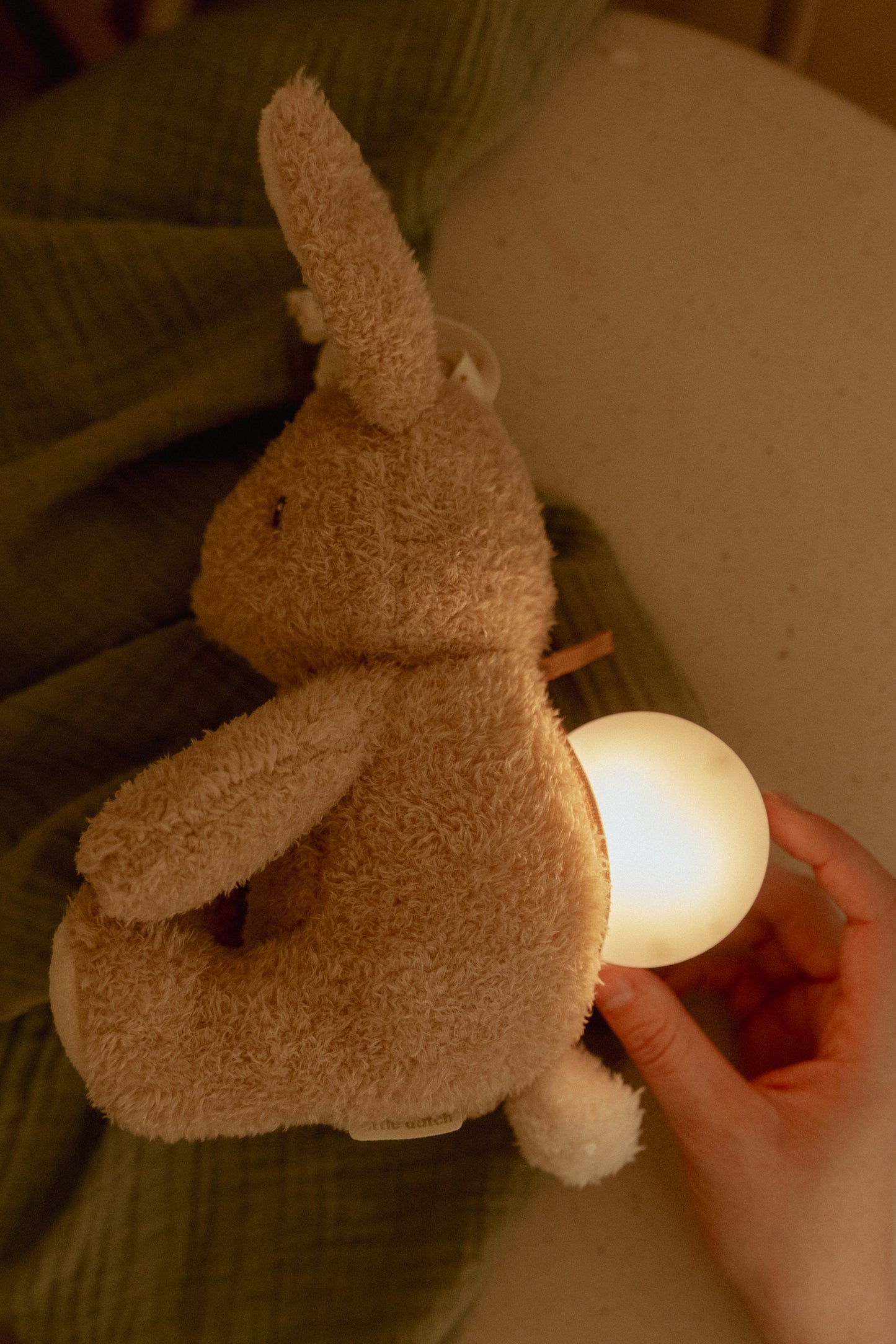 Peluche musicale et lumineuse Lapin - Newborn Naturals