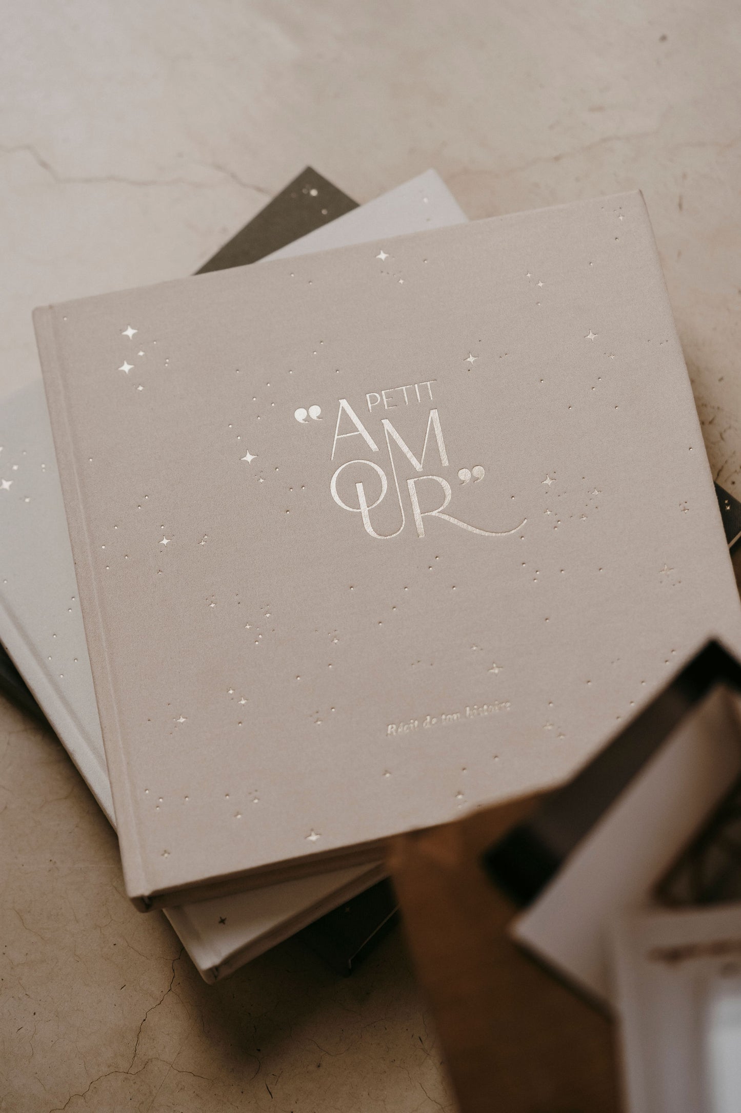 Livre de naissance - Petit Amour - Beige