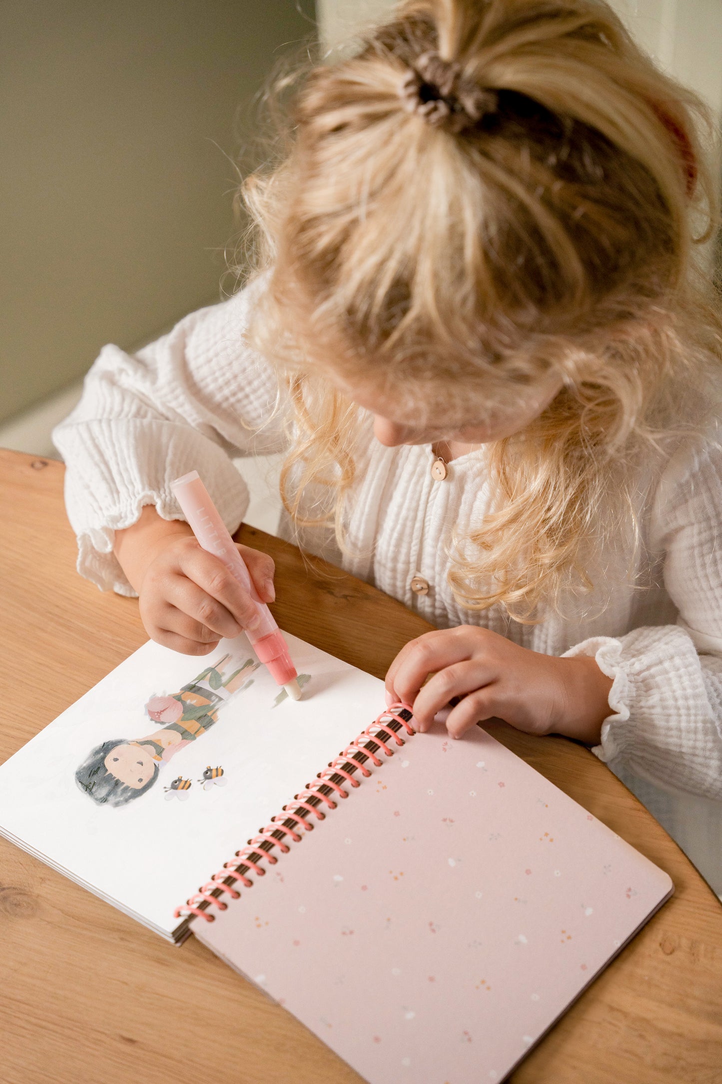 Livre d'aquarelles - Rosa & Friends