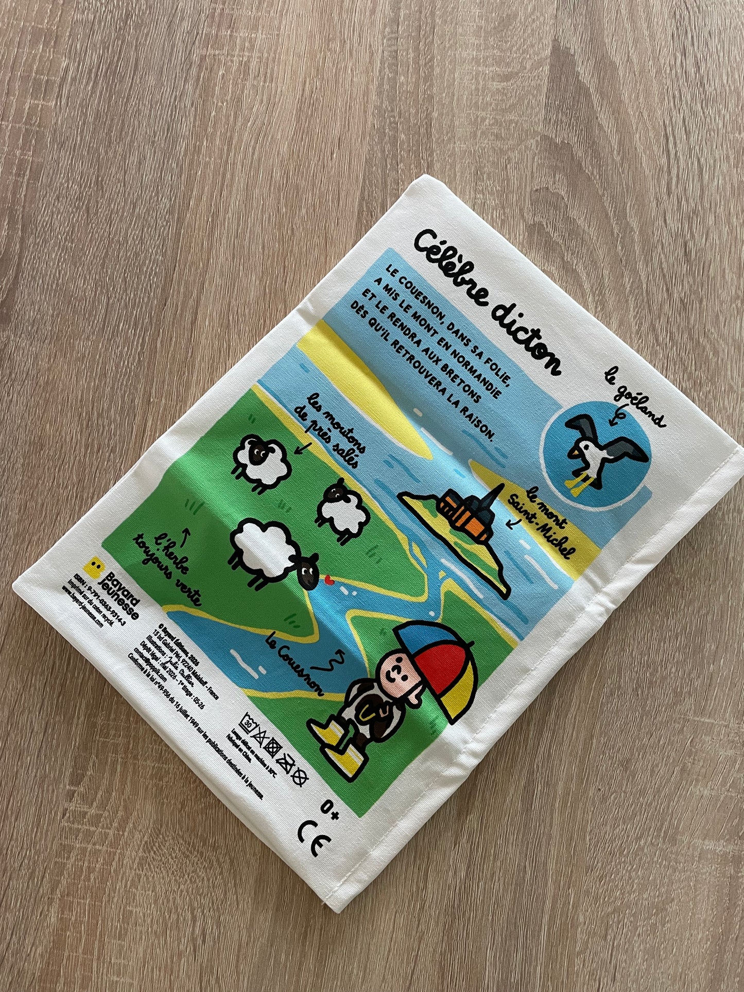 Livre en tissu - La gazette des bébés - La Normandie