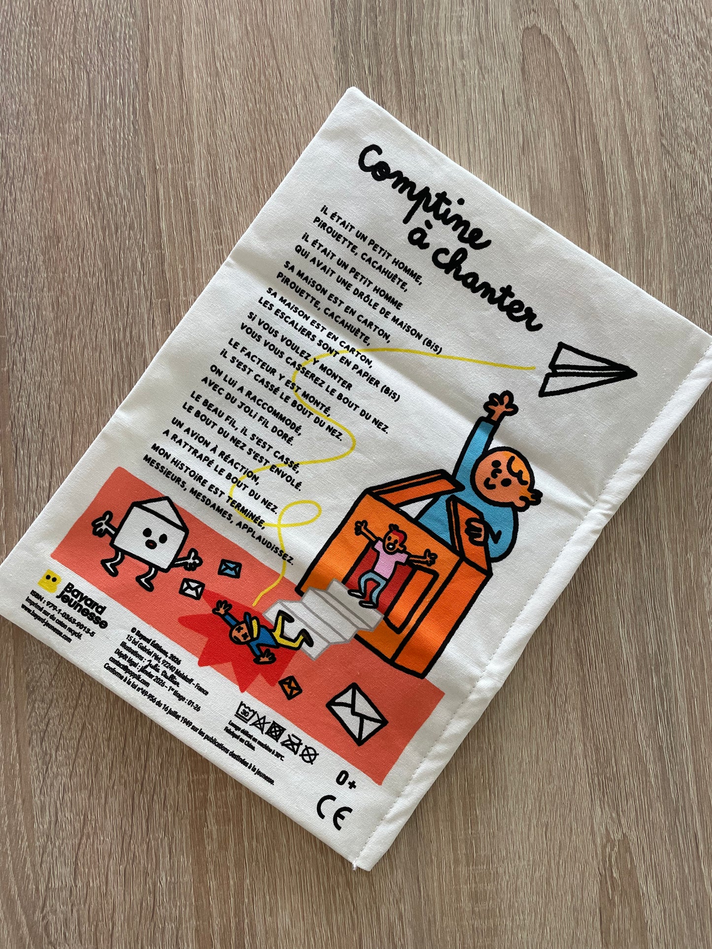 Livre en tissu - La gazette des bébés - Le plus heureux des papas