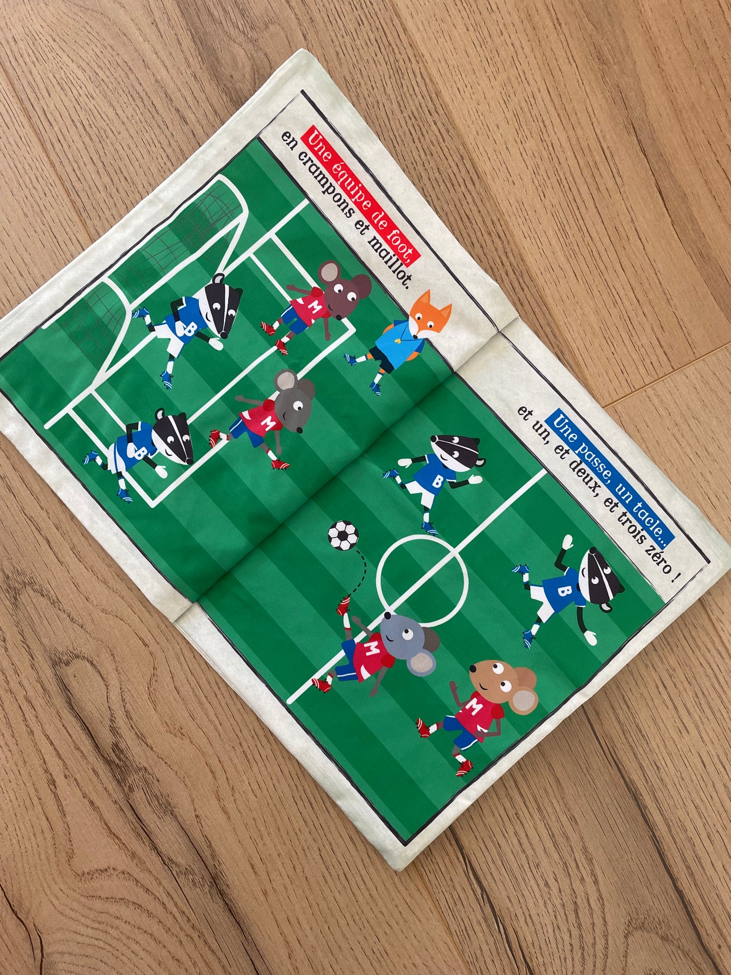 Livre en tissu - Mon Petit Journal - Les sports