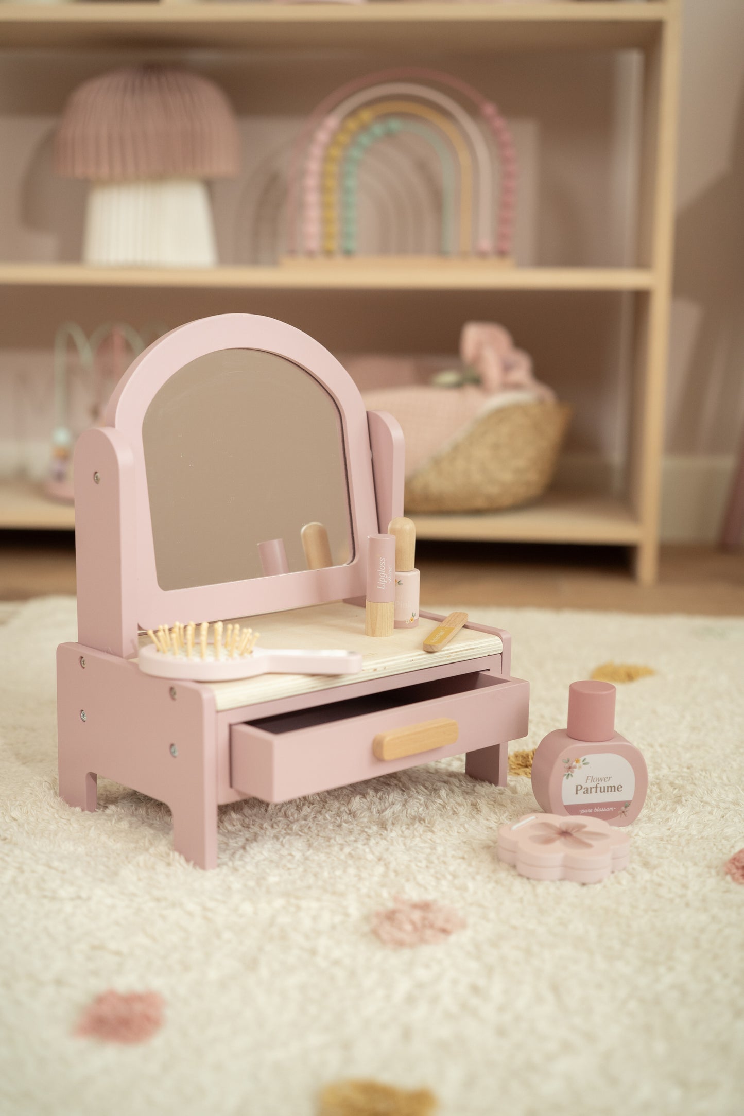 Petite coiffeuse en bois
