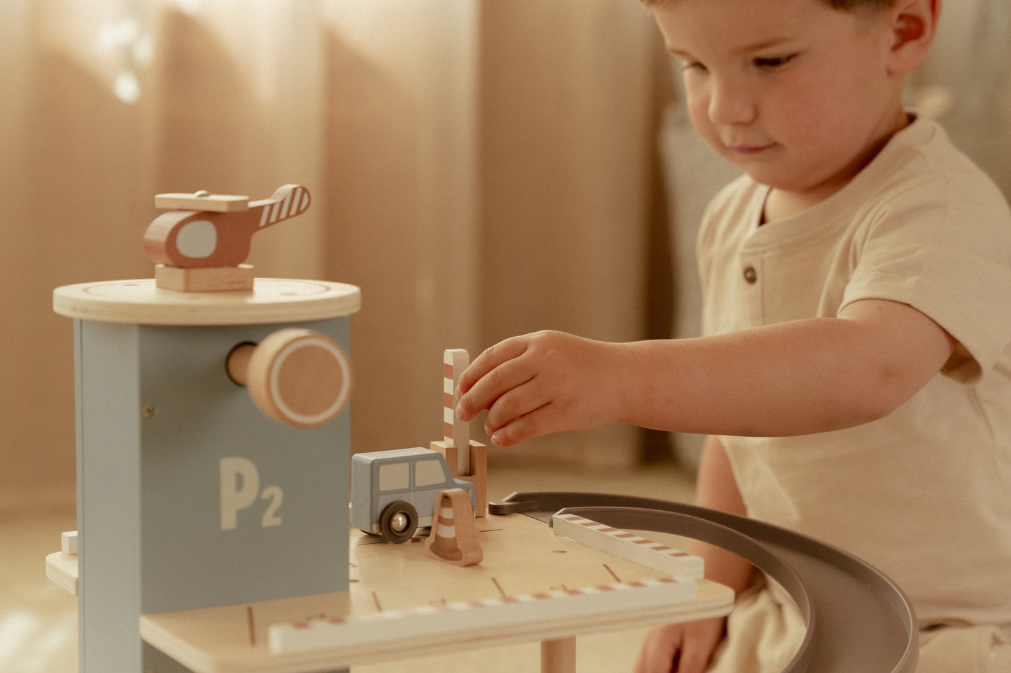 Garage à voiture en bois