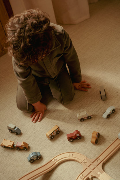 Ensemble de véhicules en bois