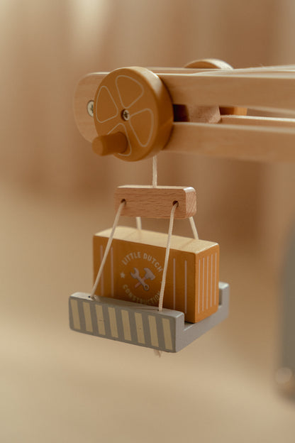 Grue et chantier en bois