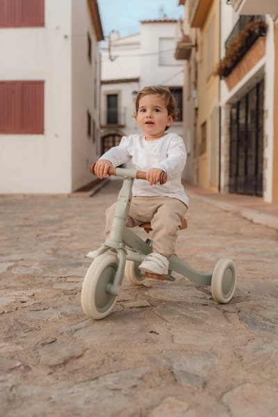 Tricycle évolutif 4 en 1 - Sauge ( Précommande )