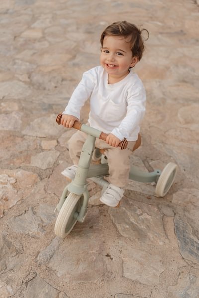 Tricycle évolutif 4 en 1 - Sauge ( Précommande )