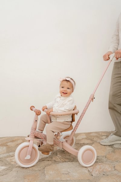 Tricycle évolutif 4 en 1 - Rose ( Précommande )