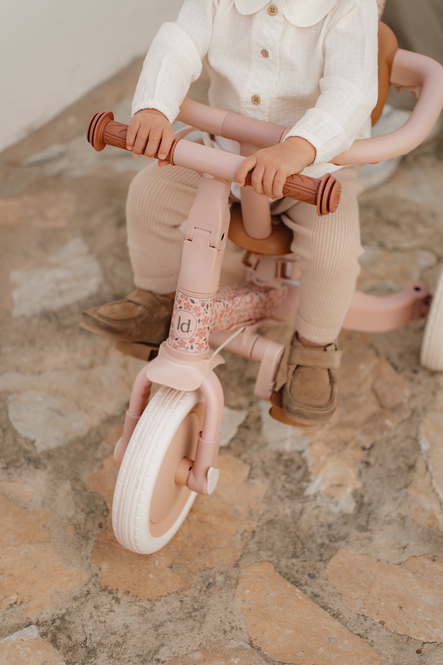 Tricycle évolutif 4 en 1 - Rose ( Précommande )