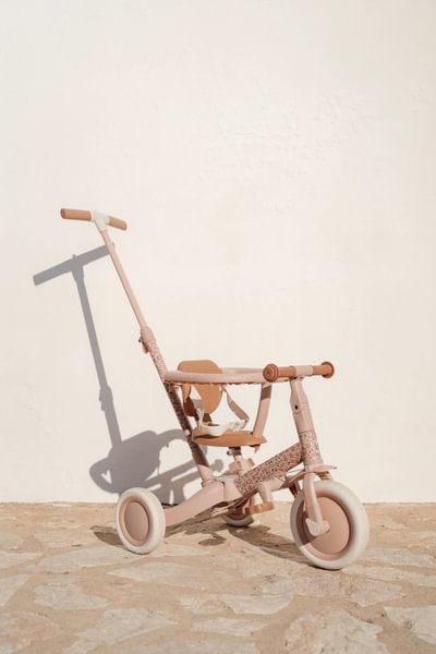 Tricycle évolutif 4 en 1 - Rose ( Précommande )