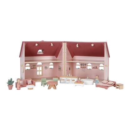 Maison de poupée en bois