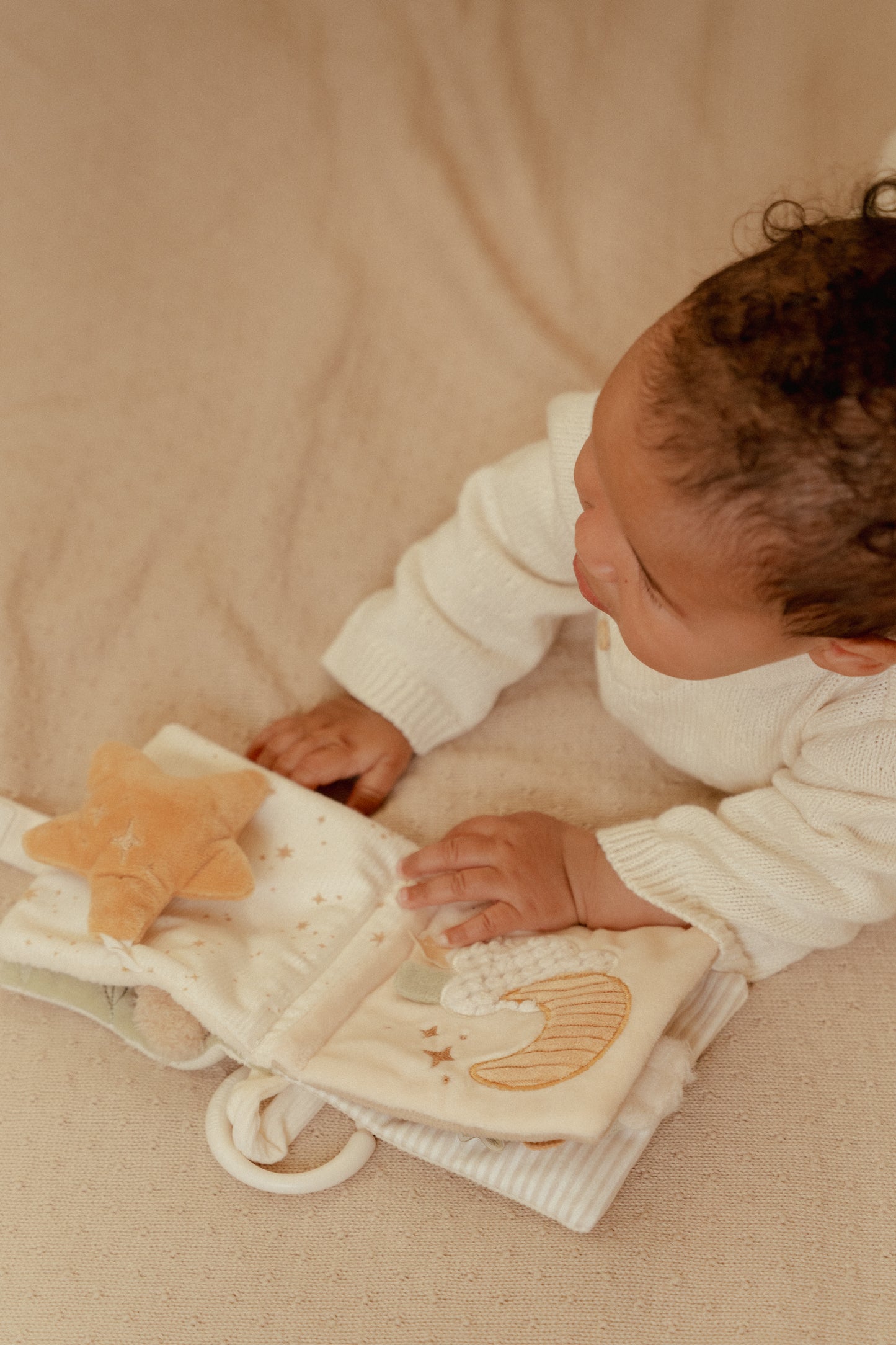 Livre d'activités en tissu pour poussette - Newborn Naturals