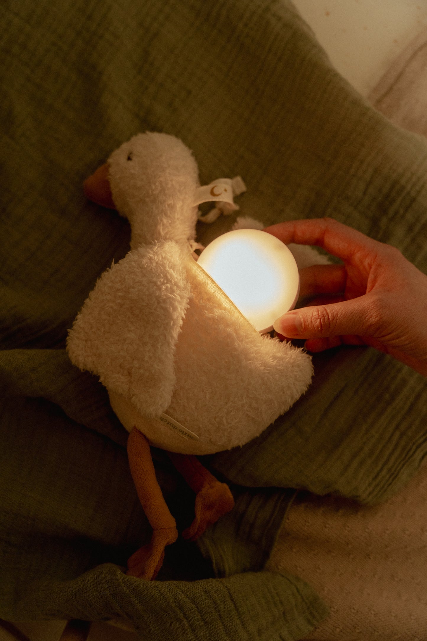 Peluche musicale et lumineuse Oie - Newborn Naturals ( PRÉCOMMANDE !!! )