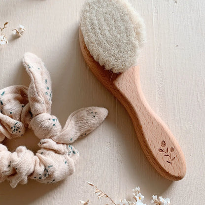 Brosse à cheveux en bois