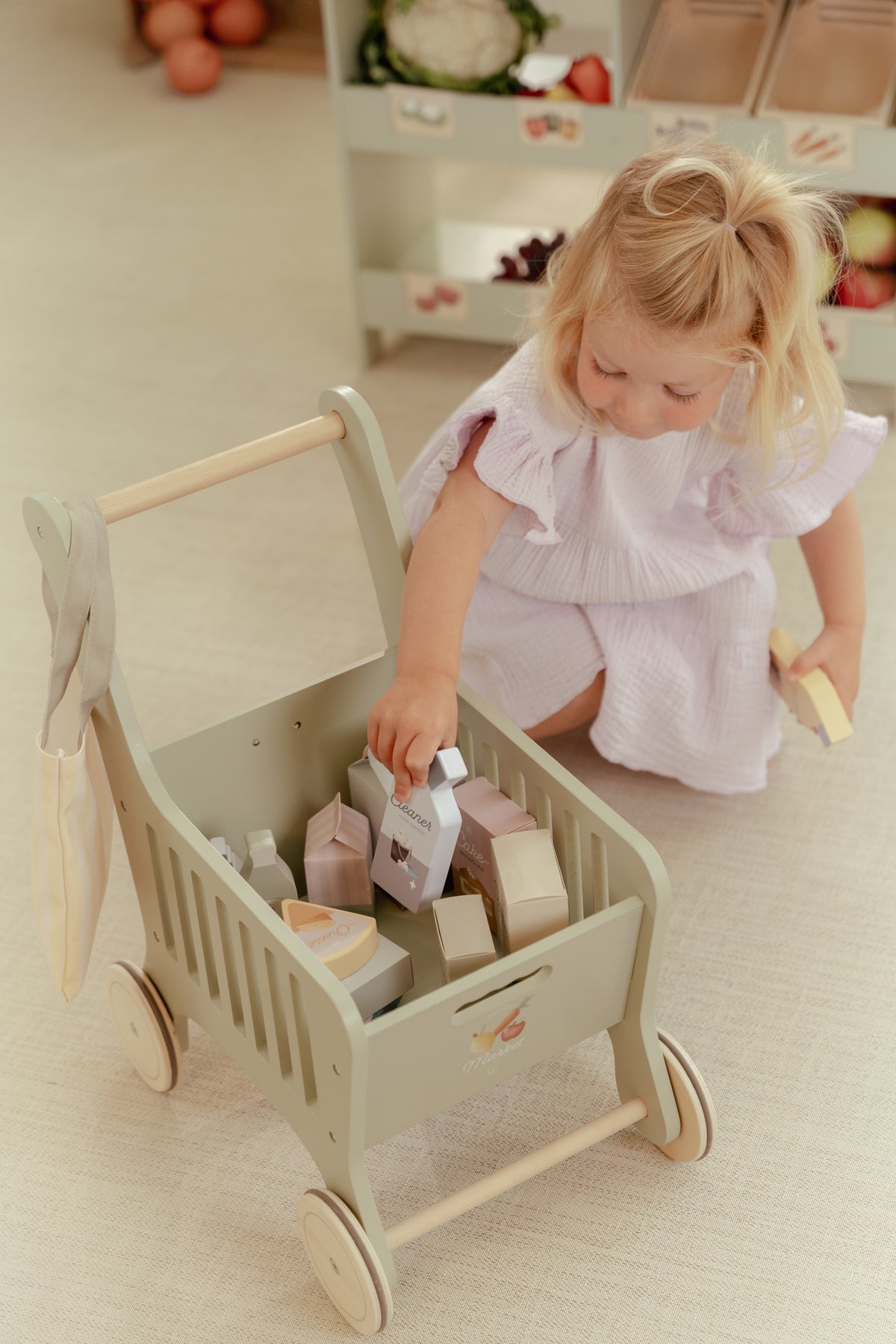 Caddie de courses en bois