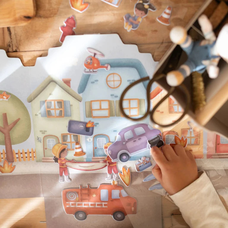 Livre d'activités avec stickers réutilisables - Jim's Fire Station